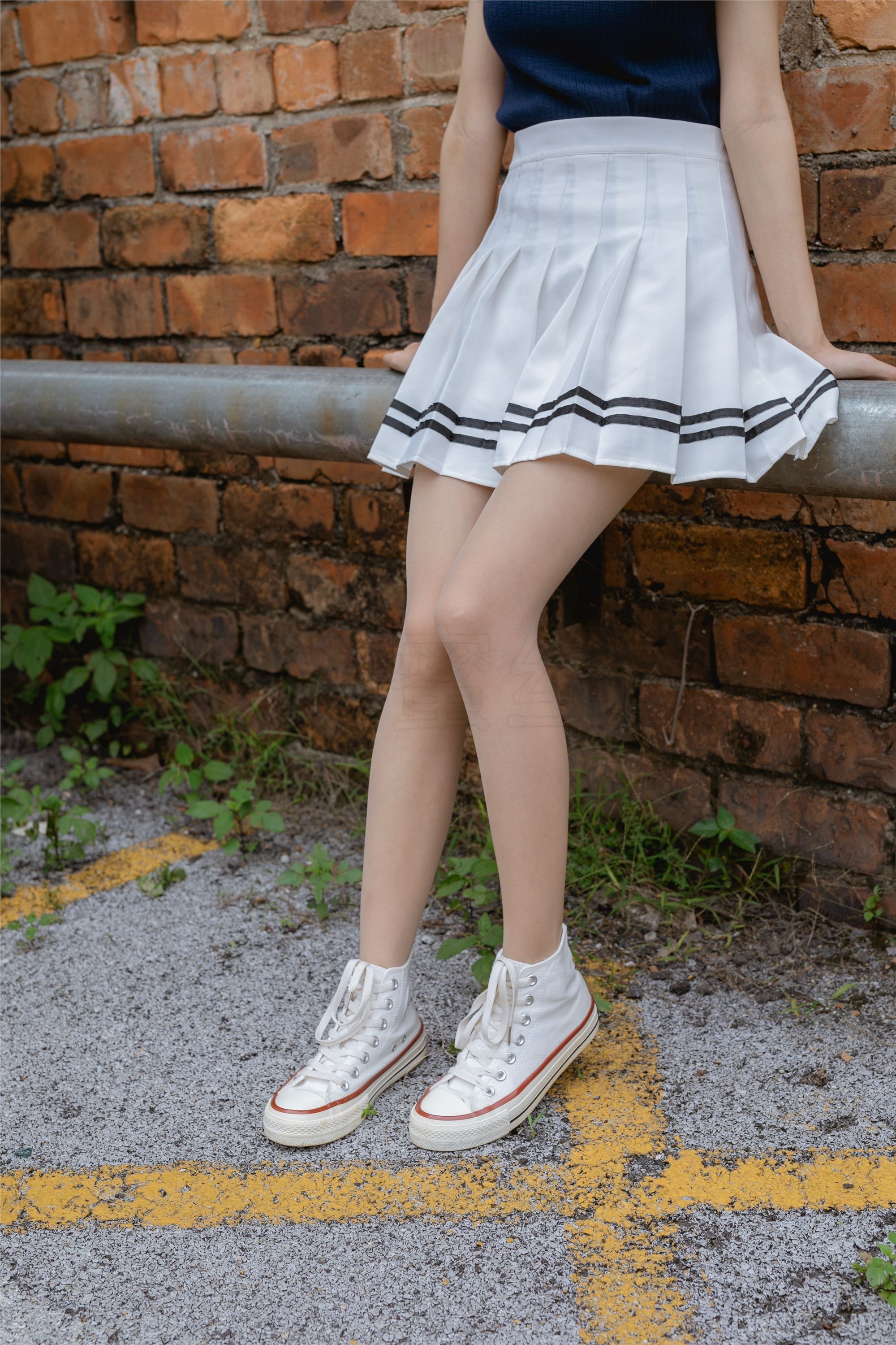 尤蜜丝 穿搭写真 NO.048